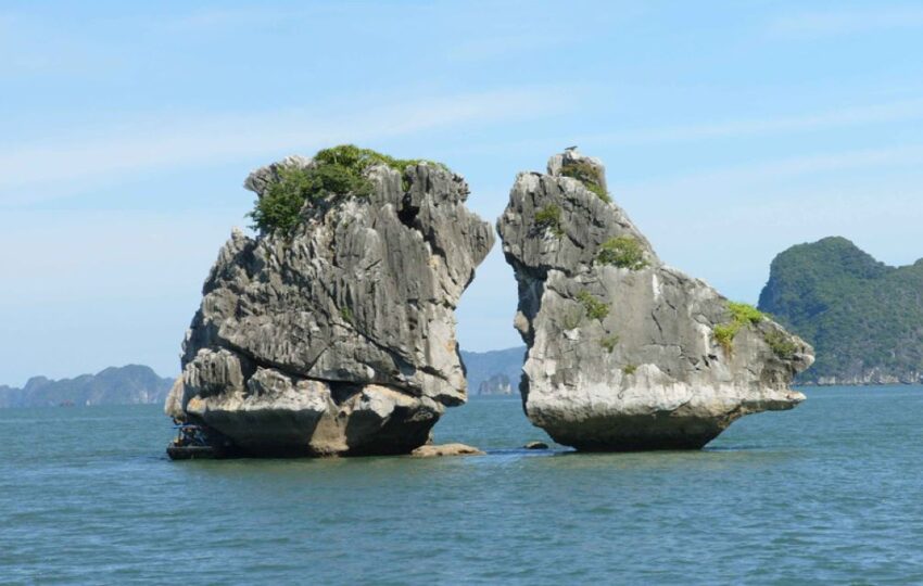 Hanoi – Tam Coc – Halong Bay Muslim Tour 3 Days – 2 Nights, Top Hanoi Halal-Friendly Tours