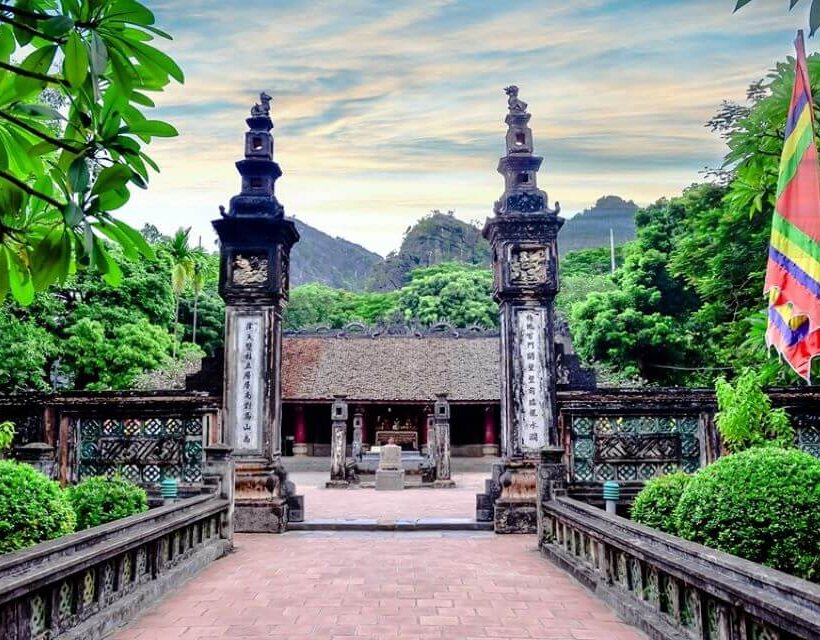 Hanoi Muslim Tours, Vietnam Halal-Friendly Travel Packages Hanoi - Hoa Lu - Trang An Ninh Binh Muslim Day Tour