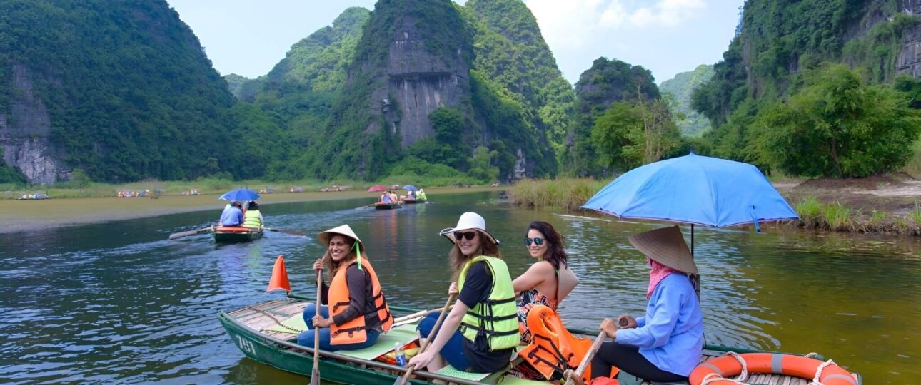 Trang An Eco-tourism Complex Ninh Binh Muslim Tour 1 day