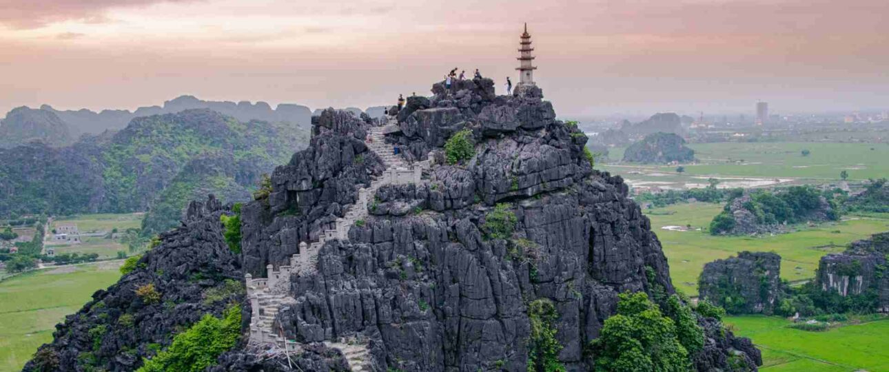 Hanoi Muslim Tours, Vietnam Halal-Friendly Travel Packages Discover Hoa Lu - Mua Cave - Tam Coc Muslim Tour 1 Day