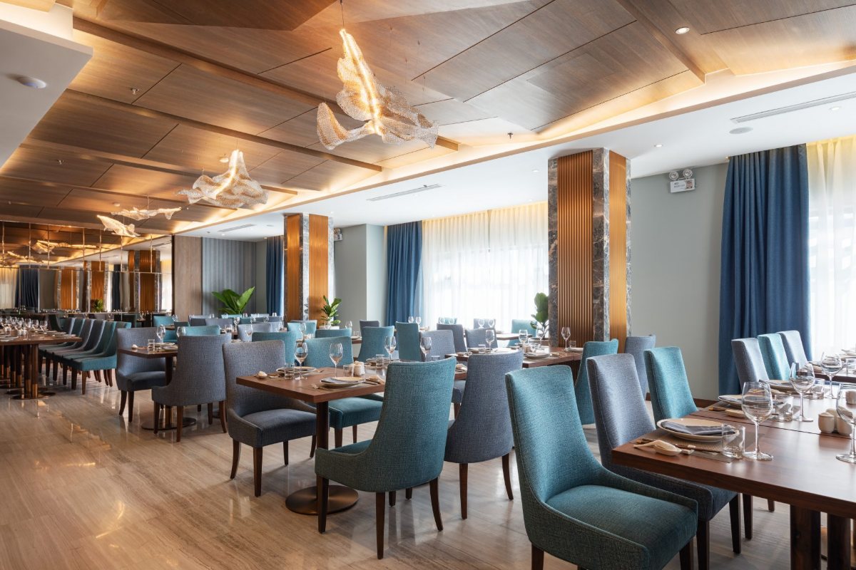 Dining room of The Chopsticks restaurant at D'Lecia Ha Long