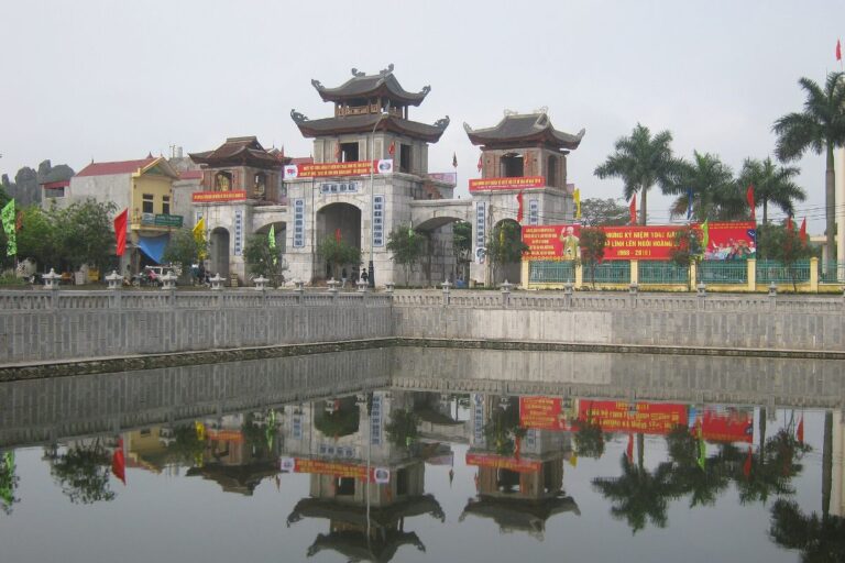 Halal Restaurants in Ninh Binh 2026: Certified Places Near Hoa Lu & Trang An