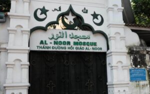 Hanoi City Muslim Tour 1 Day