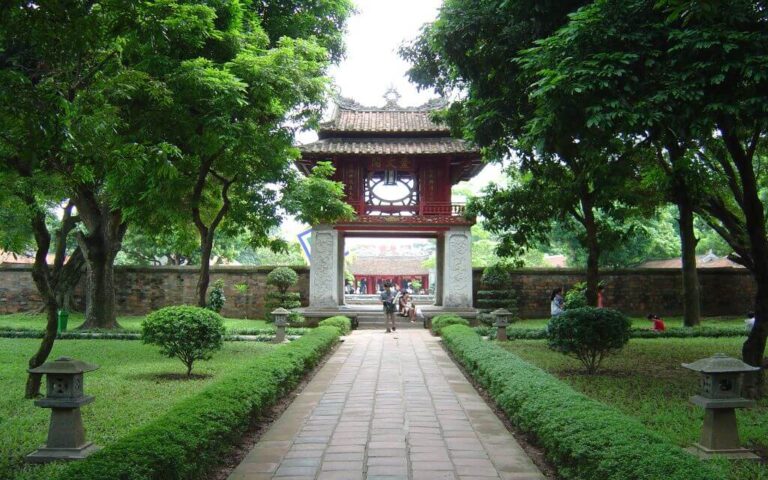 Hanoi – Halong Bay – Tam Coc Muslim Tour 4 Days