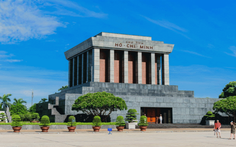 Hanoi – Ho Chi Minh Muslim Tour 7 Days