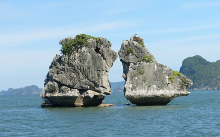 Hanoi – Tam Coc – Halong Bay Muslim Tour 3 Days