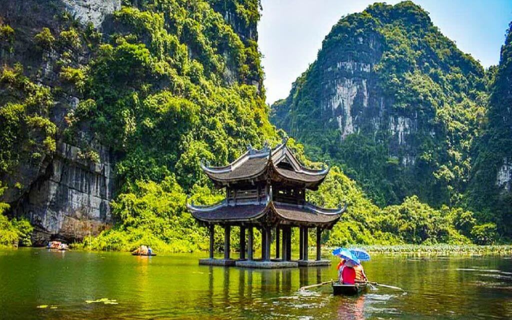 Hoa Lu – Trang An Muslim Tour 1 Day