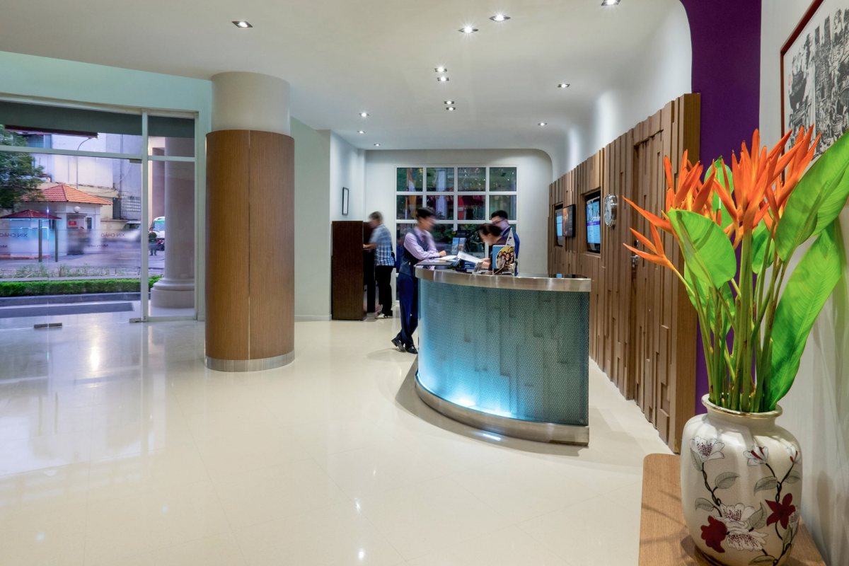 Lobby at Mercure Hanoi La Gare