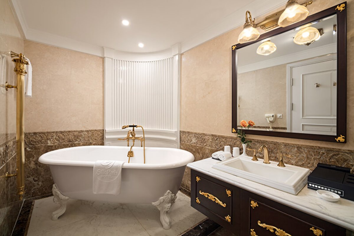 Freestanding bathtub in the Grand Executive room at Silk Path Boutique Hanoi