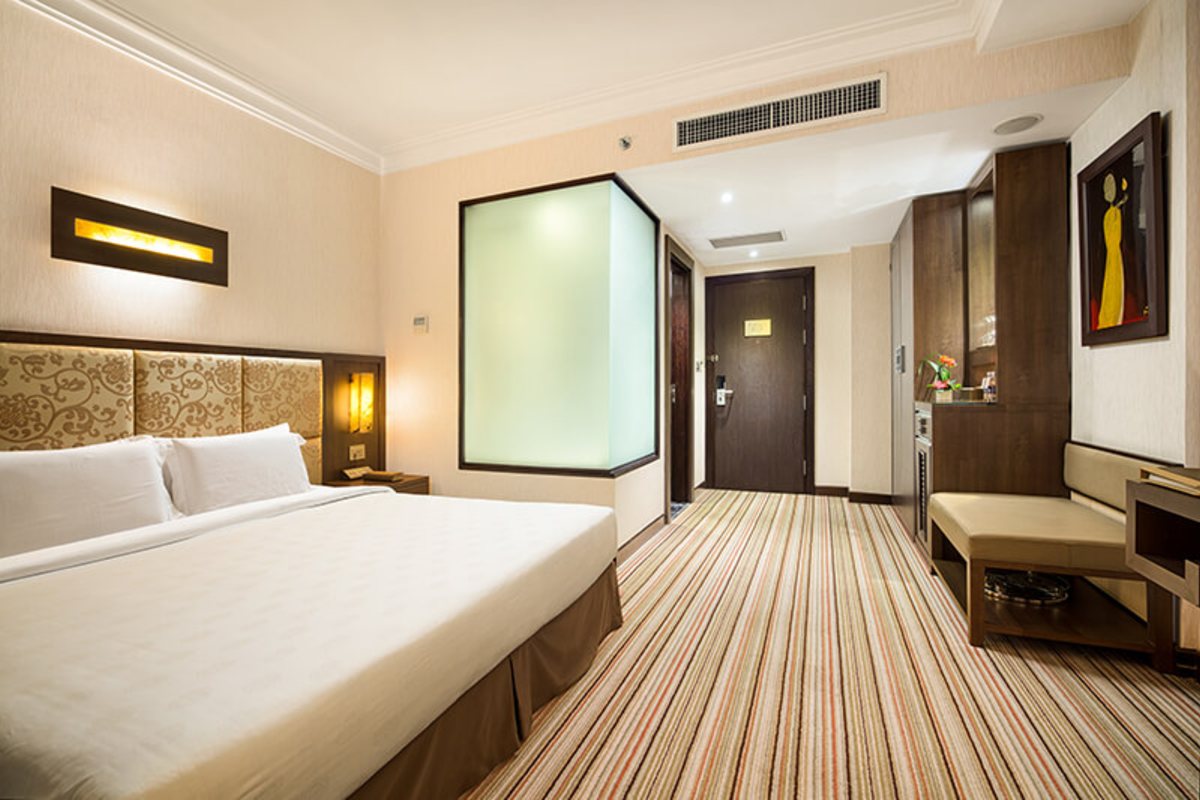 Deluxe twin room at Silk Path Hotel Hanoi
