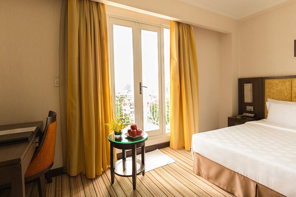 Executive room with desk at Silk Path Hotel Hanoi