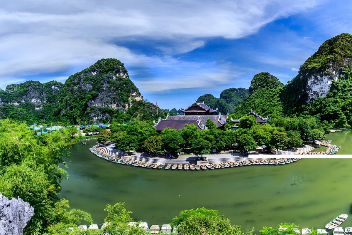 Trang An landscape near Heritage Charm Hotel Trang An